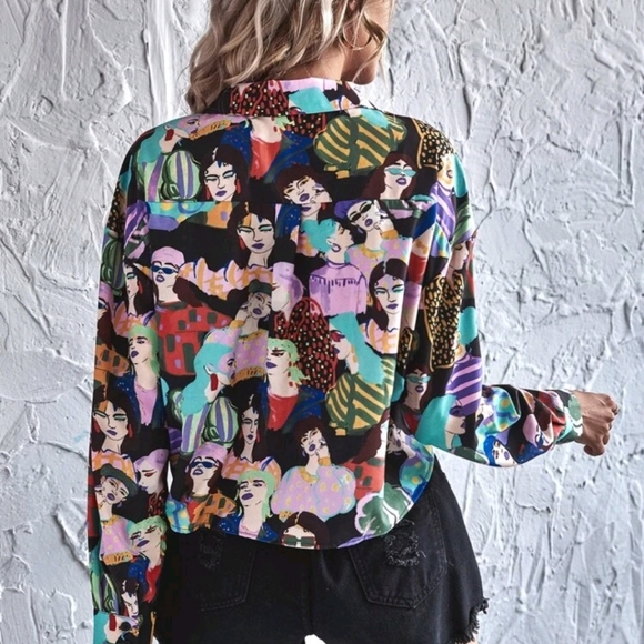 Allover Print Knot Hem Blouse - Picture 2 of 6